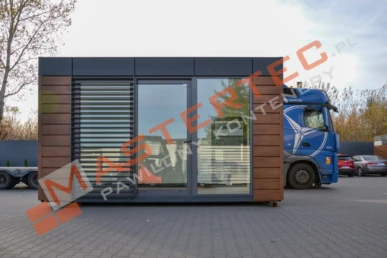 Pawilony 725 491 1800x1200